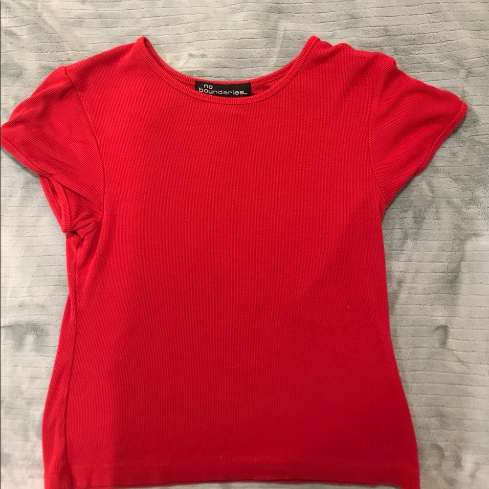 Women’s red ribbed shirt